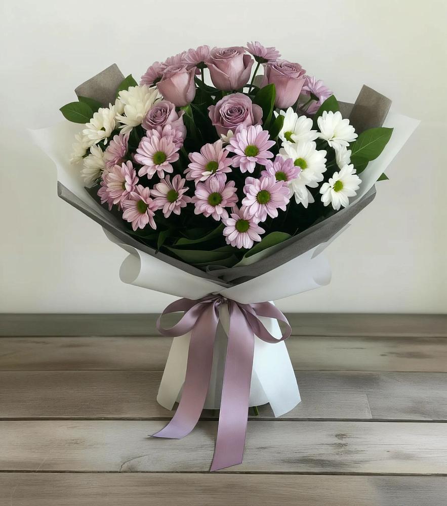 Букет цветов из: Хризантемы и Розы в Карпинске