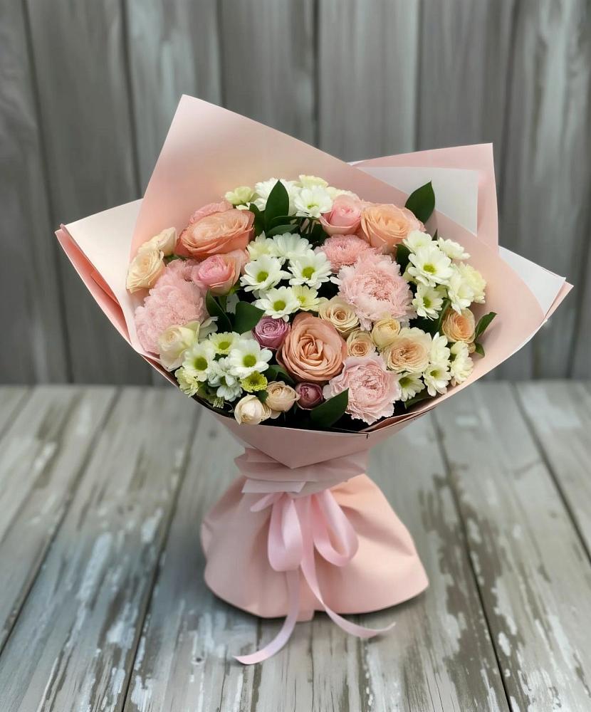 Букет цветов из: Гвоздики, Розы и Хризантемы в Карпинске