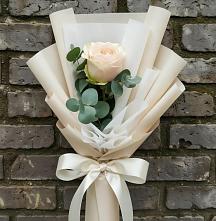 Букет цветов из:  Розы в Карпинске