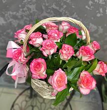 Цветочная композиция из Розы в корзине #REPLACE_PRED# Карпинске