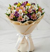 Букет цветов из:  Альстромерии в Карпинске