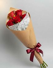 Букет цветов из:  Розы в Карпинске
