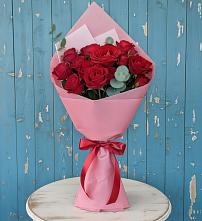 Букет цветов из:  Розы в Карпинске