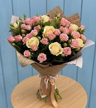 Букет цветов из:  Розы в Карпинске
