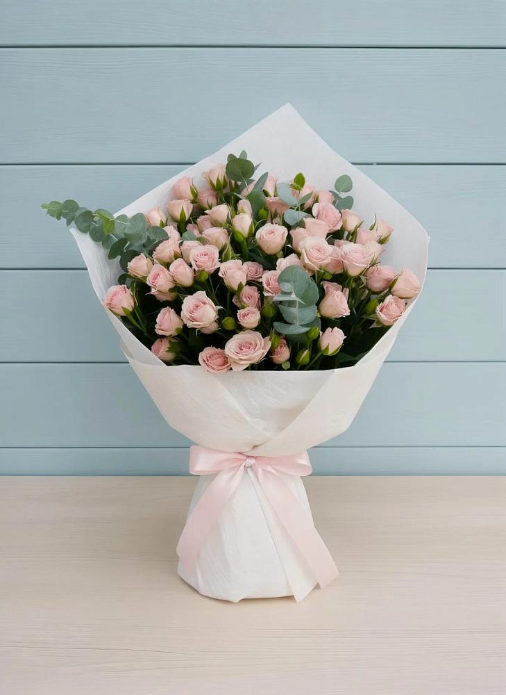 Букет цветов из: Розы в Карпинске