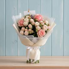 Букет цветов из:  Розы в Карпинске