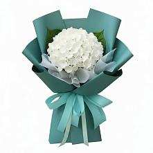 Букет цветов из:  Гортензия в Карпинске